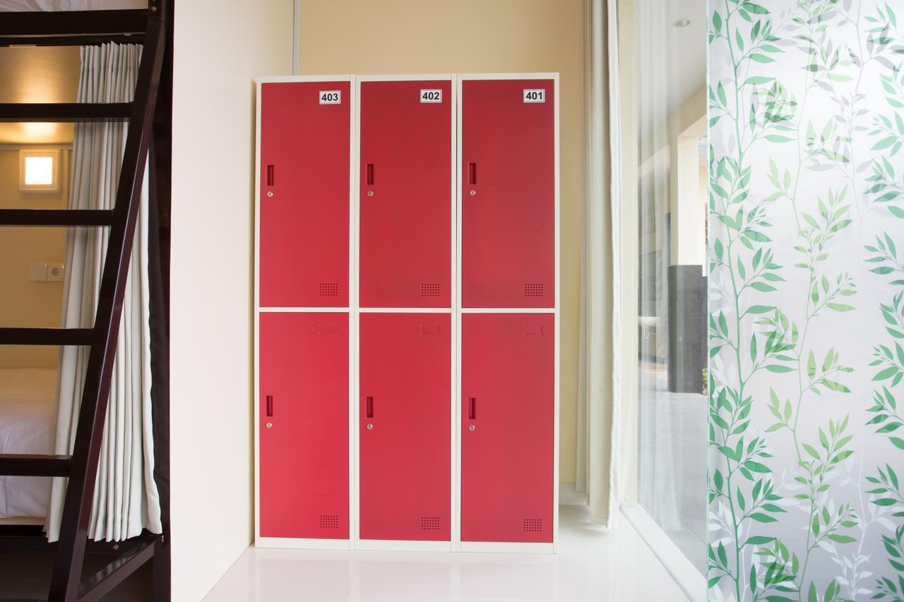 V Canggu Dormitory Ngoại thất bức ảnh