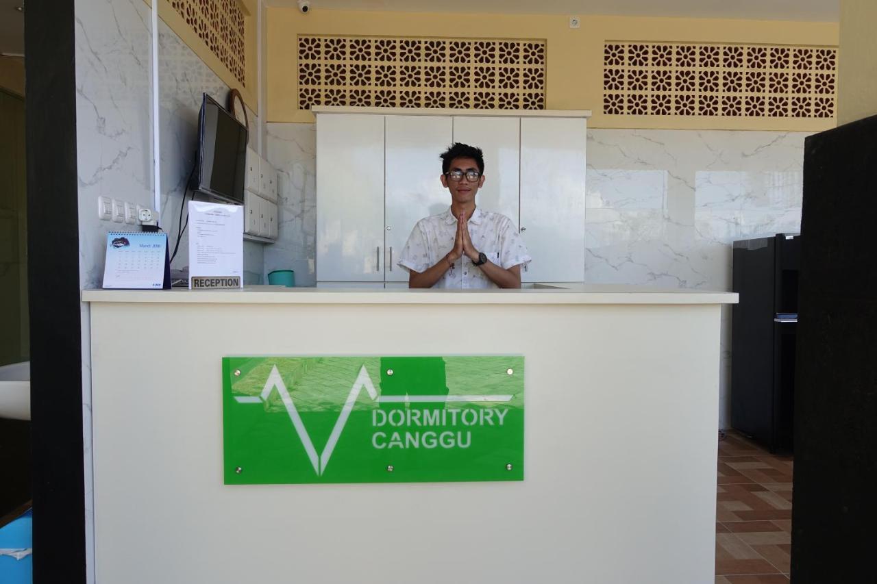 V Canggu Dormitory Ngoại thất bức ảnh