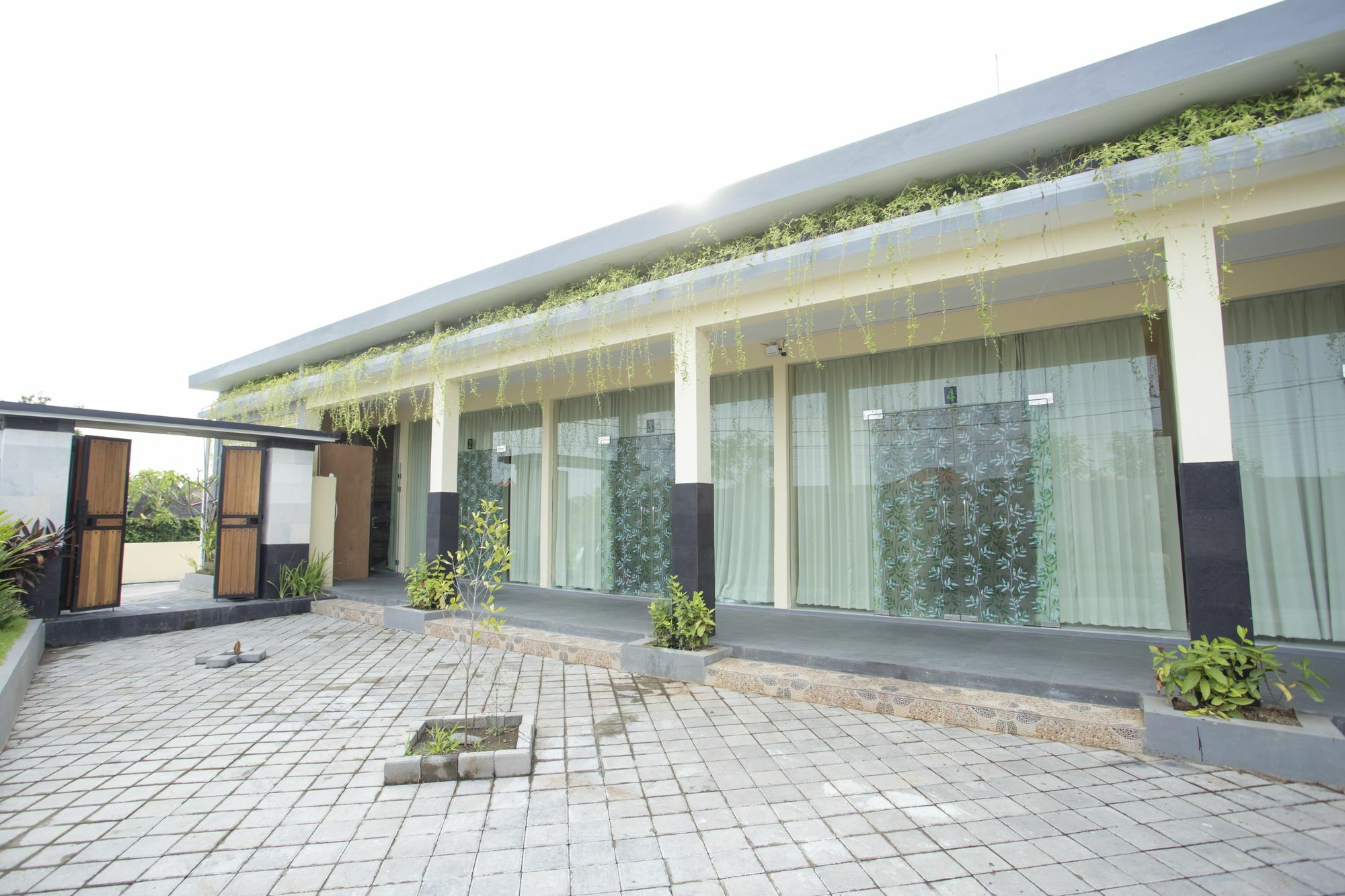 V Canggu Dormitory Ngoại thất bức ảnh